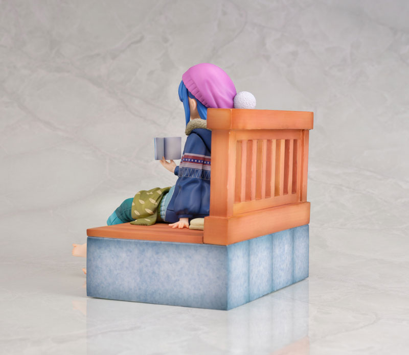 Figurine Yuru Camp - Rin Shima - Ver. Foot Bath - AmiAmi