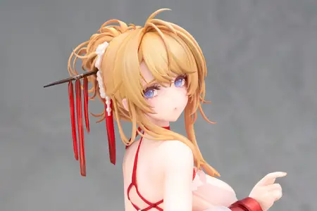 Figurine Azur Lane - Glorious - Ver. Pungent Plum - 1/7 - Alter