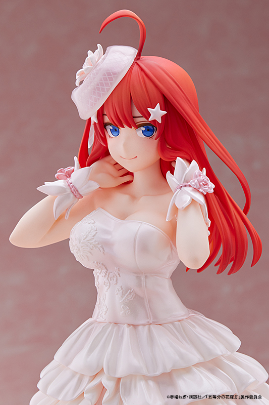 Figurine The Quintessential Quintuplets - Itsuki Nakano - Ver. Wedding - 1/7 - Amakuni