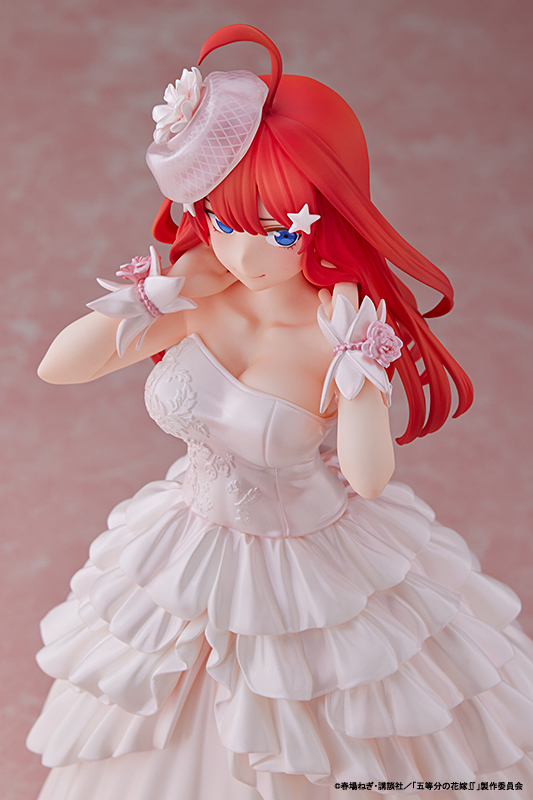Figurine The Quintessential Quintuplets - Itsuki Nakano - Ver. Wedding - 1/7 - Amakuni