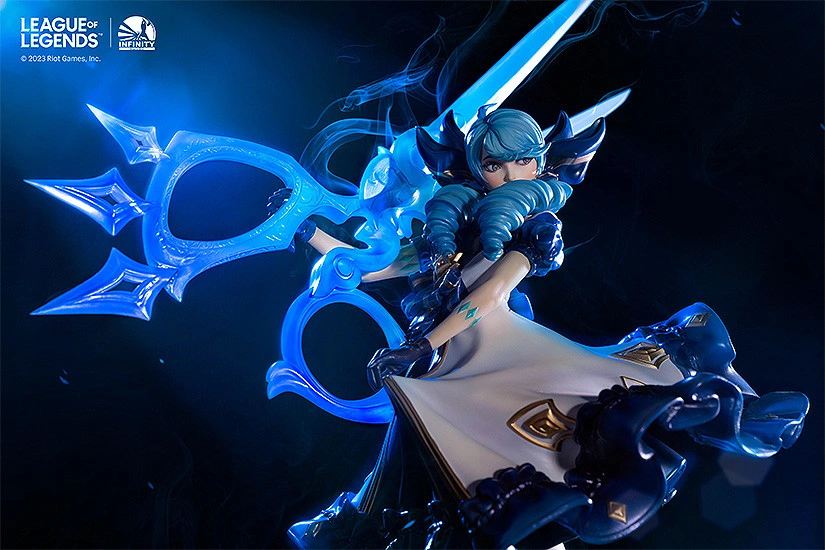 Figurine League of Legends - Gwen - Ver. The Hallowed Seamstress - 1/6 - Infinity Studio