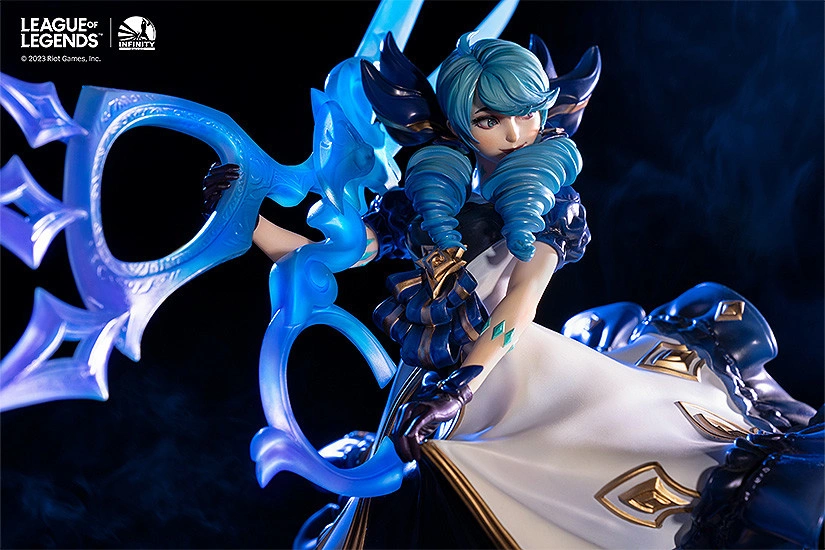 Figurine League of Legends - Gwen - Ver. The Hallowed Seamstress - 1/6 - Infinity Studio