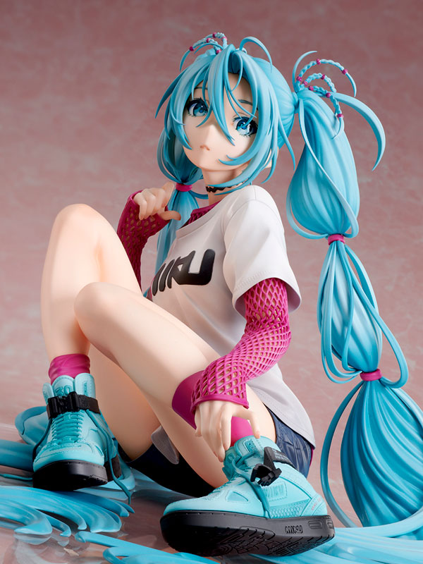 Figurine Vocaloid - Hatsune Miku - Ver. The Latest Street Style "Cute" - 1/4 - Stronger