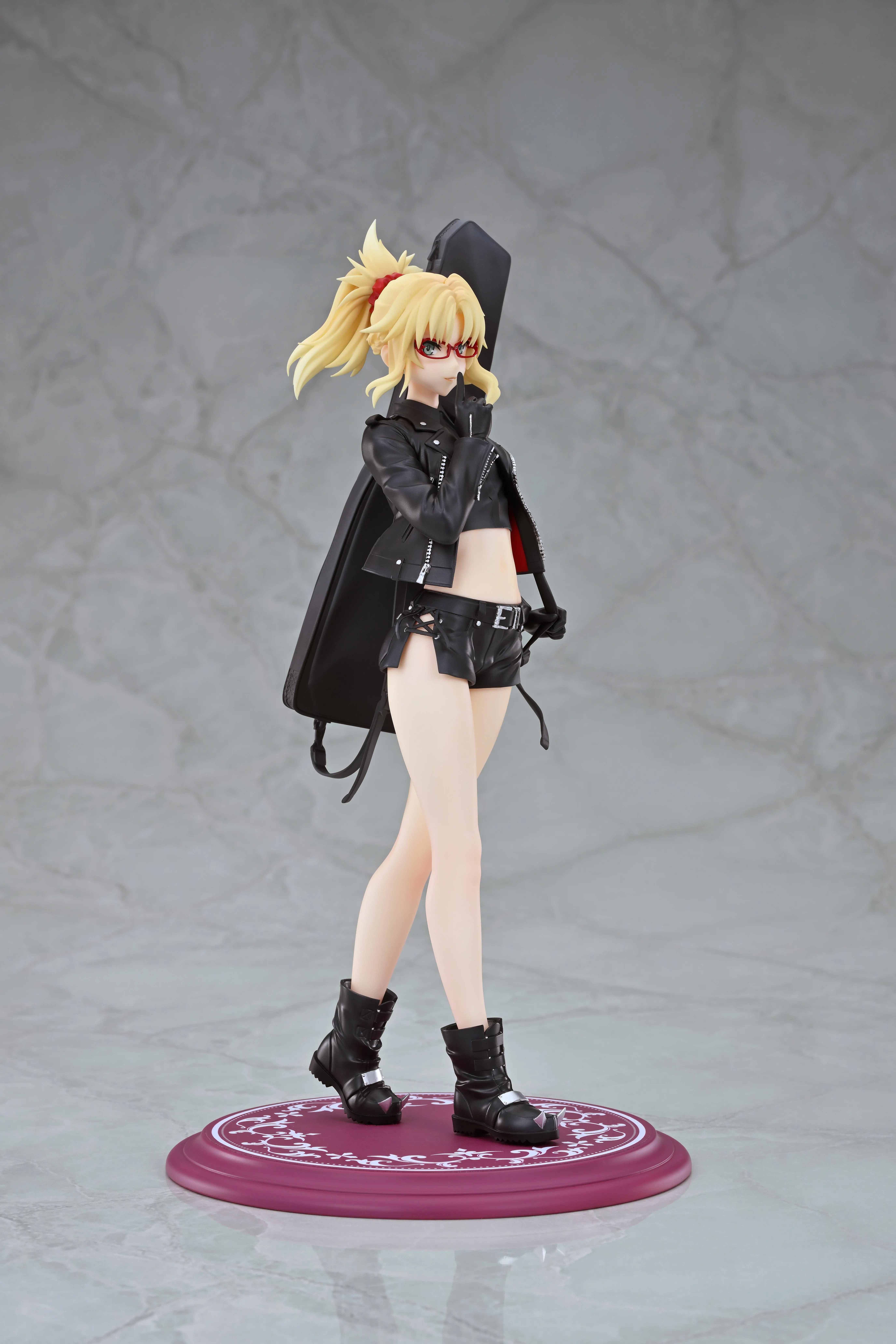 Figurine Fate/Apocrypha - Saber of Red/Mordred - Ver. Original Glasses Model - 1/7 - Wanderer