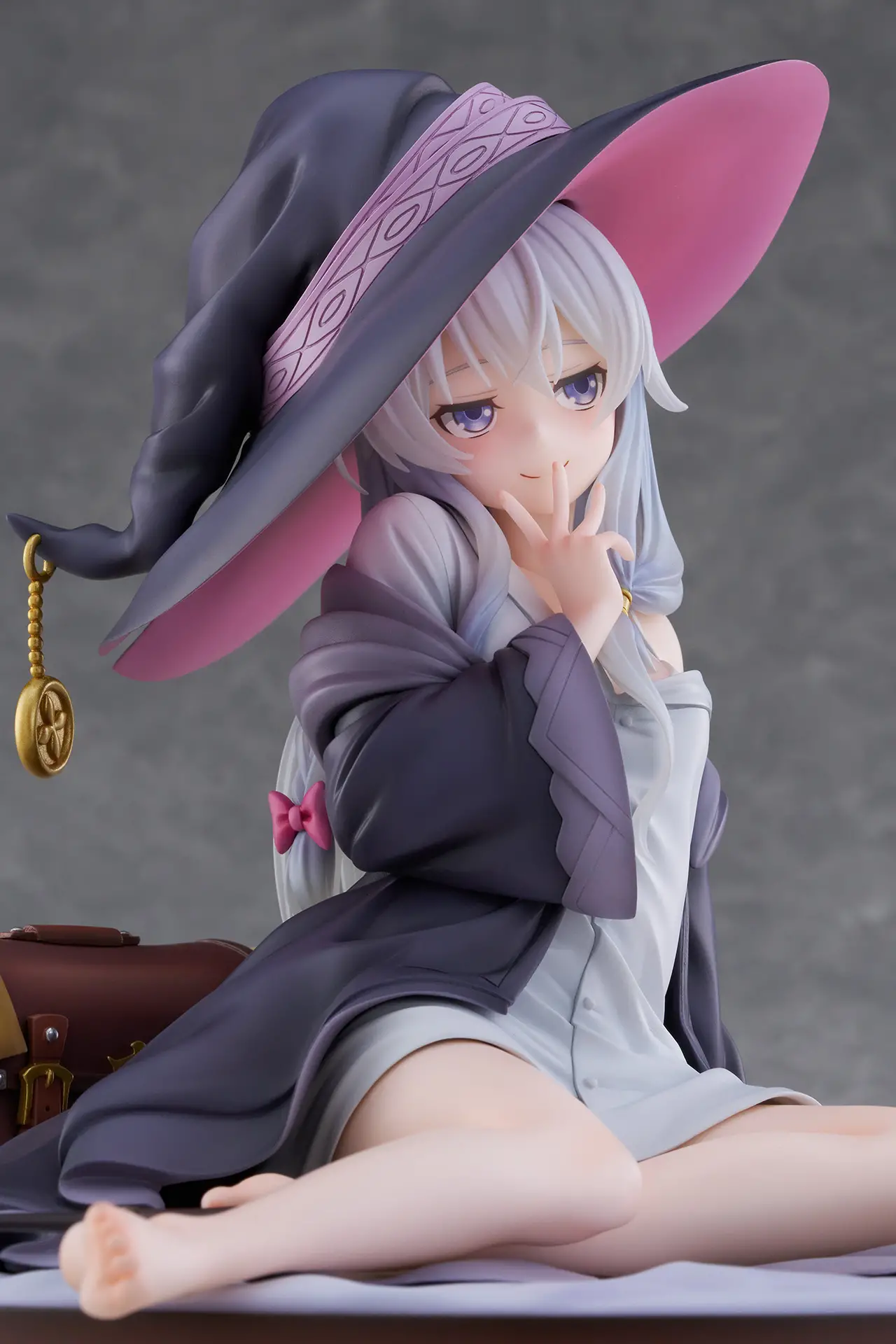 Figurine Majo no Tabitabi - Elaina - Ver. Rest - 1/6 - Spiritale