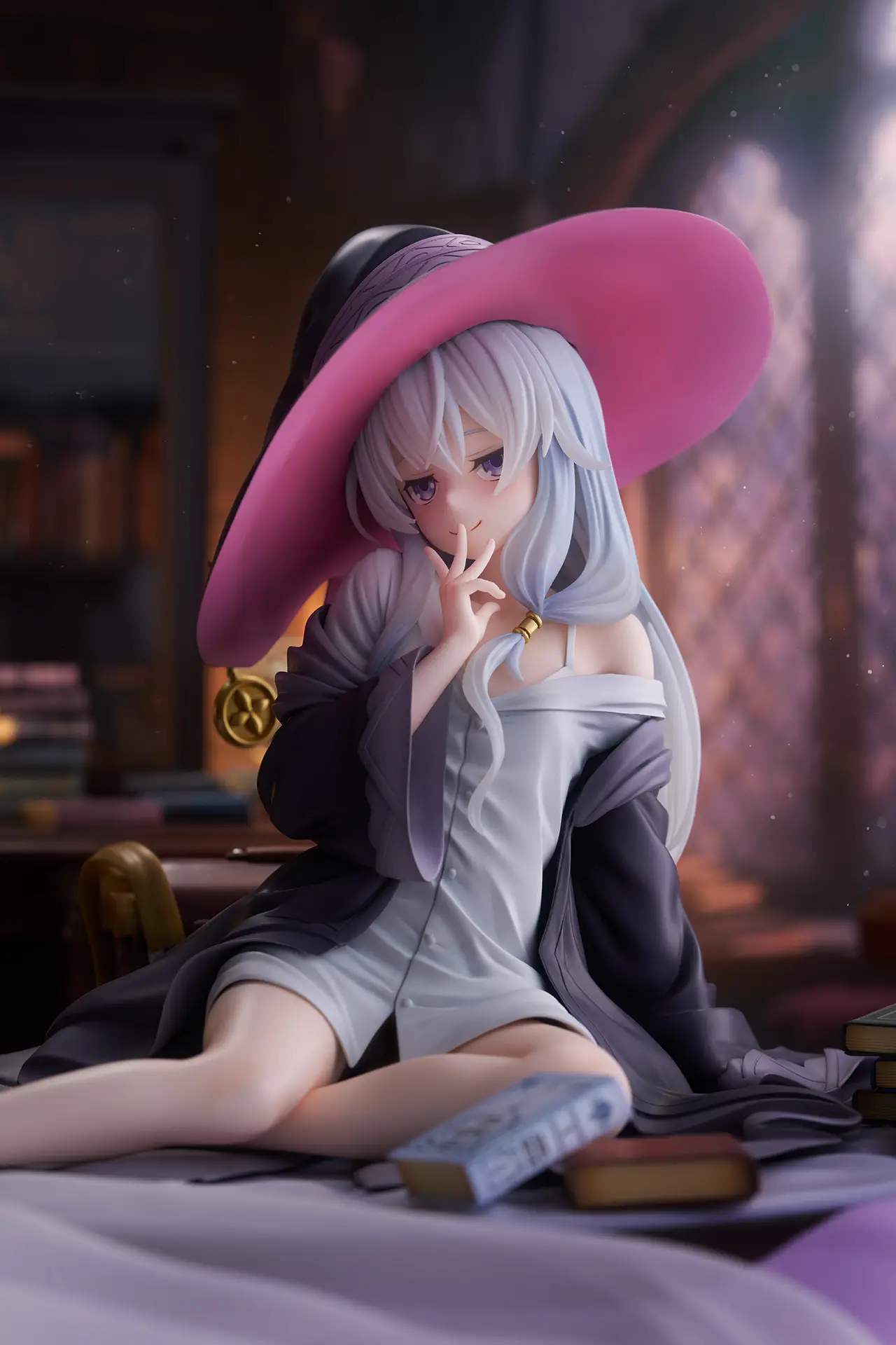 Figurine Majo no Tabitabi - Elaina - Ver. Rest - 1/6 - Spiritale