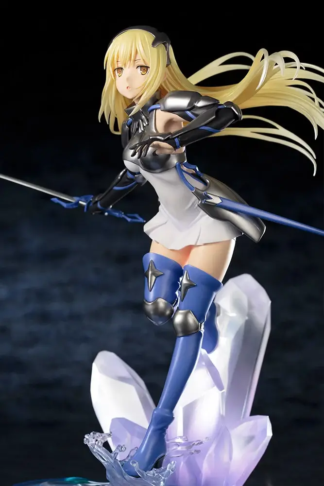 Figurine DanMachi: La Légende des Familias - Ais Wallenstein - 1/7 - Kotobukiya