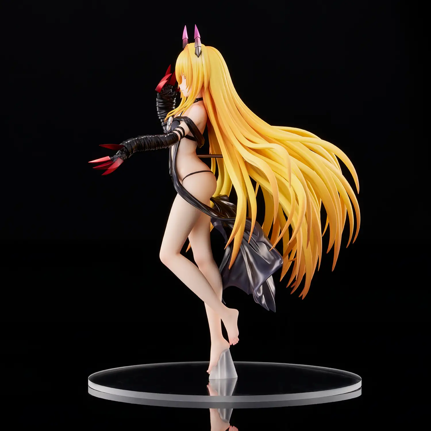 Figurine To LOVE Ru Darkness - Golden Darkness - Ver. Darkness - 1/6 - Union Creative
