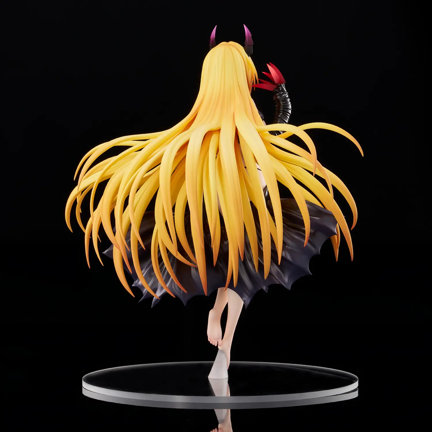 Figurine To LOVE Ru Darkness - Golden Darkness - Ver. Darkness - 1/6 - Union Creative