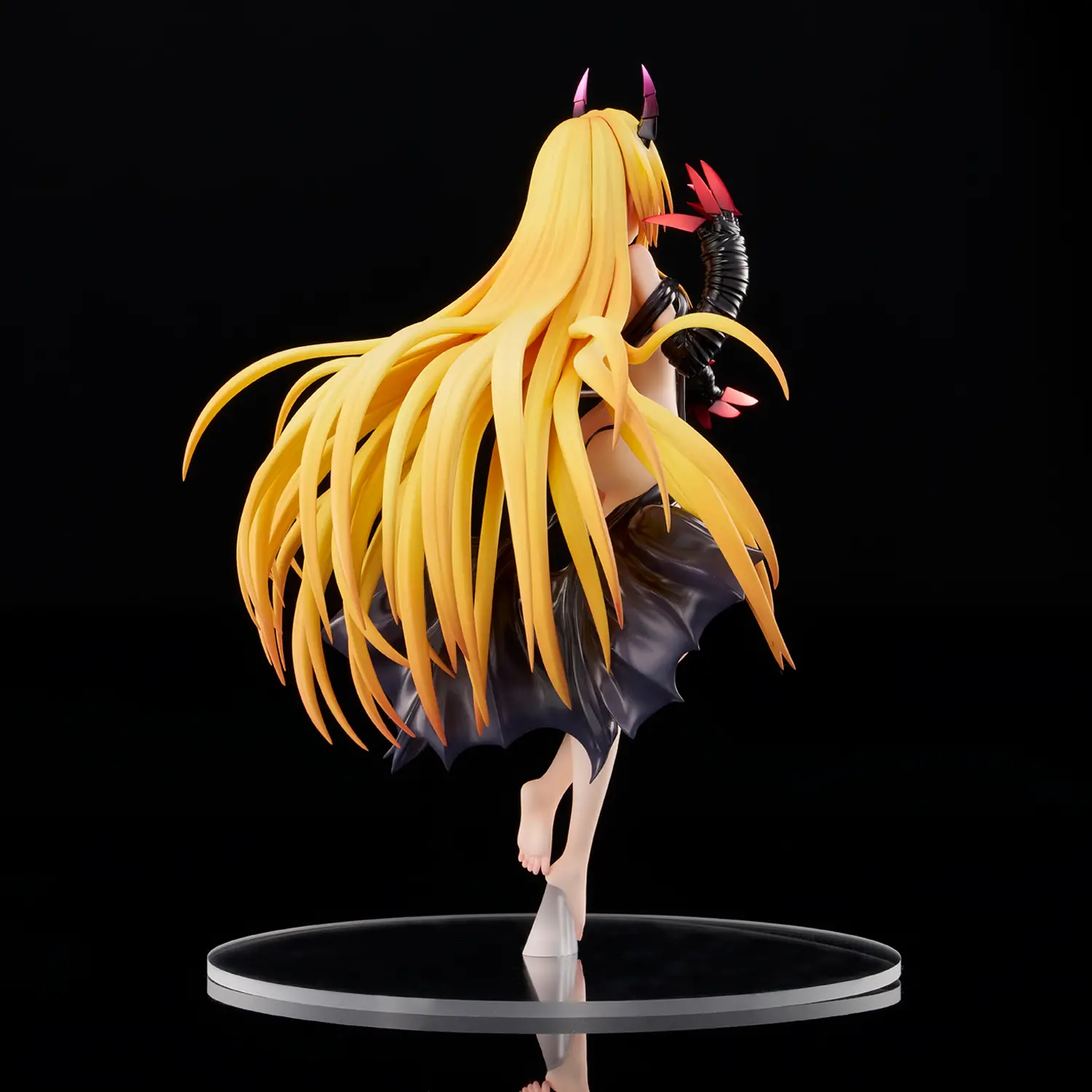 Figurine To LOVE Ru Darkness - Golden Darkness - Ver. Darkness - 1/6 - Union Creative