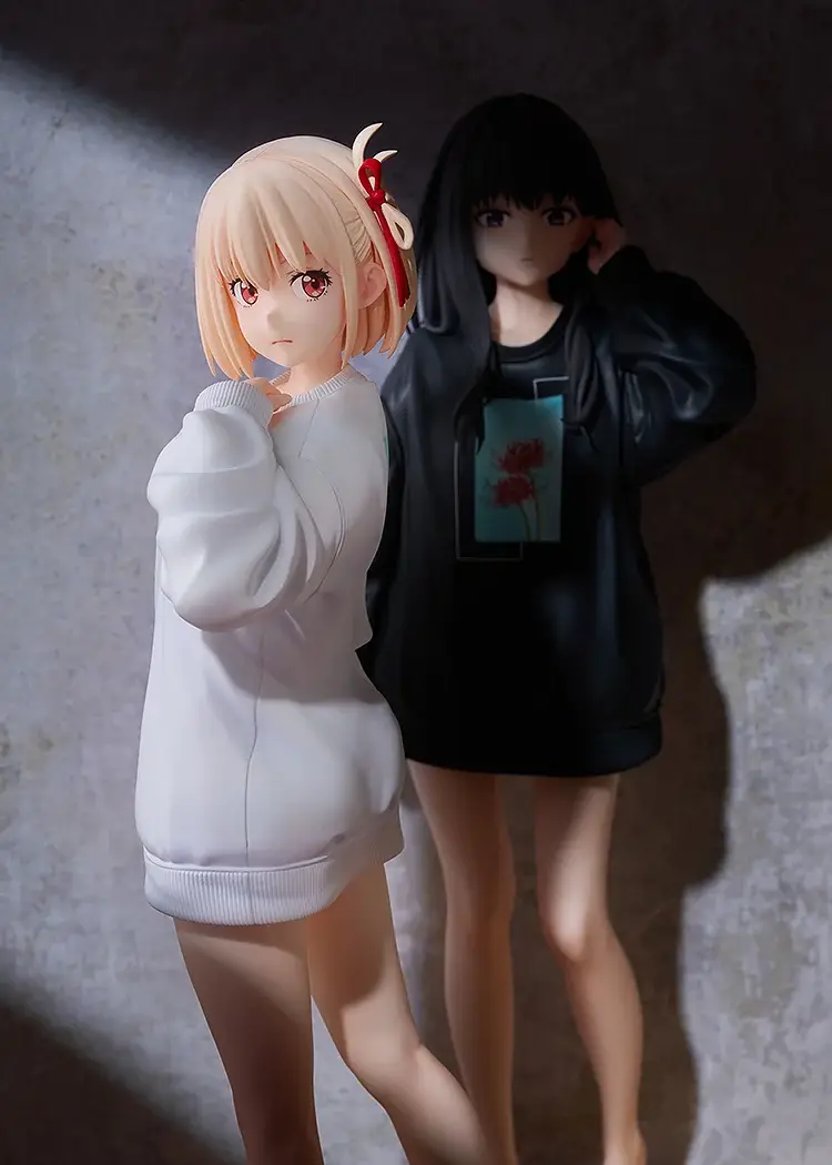 Figurine Lycoris Recoil - Takina Inoue et Chisato Nishikigi - Ver. Oversized Sweatshirt - 1/7 - Phat Company