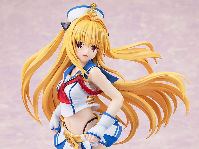Figurine Golden Darkness Ver. Breezy Seaside CA Works Chara-Ani