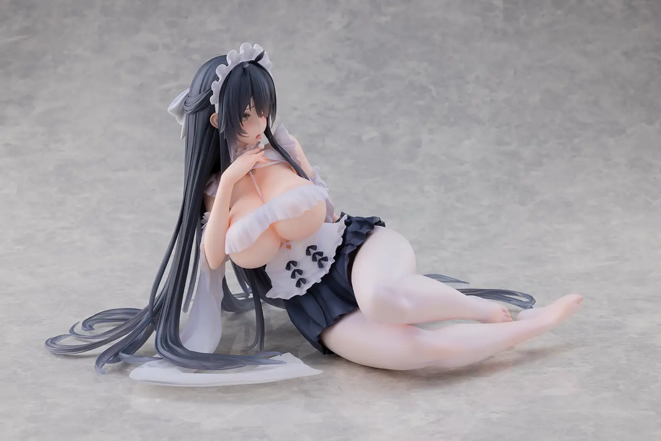 Figurine Azur Lane - Indomitable - Ver. Ms. Motivationless Maid - 1/4 - Alphamax