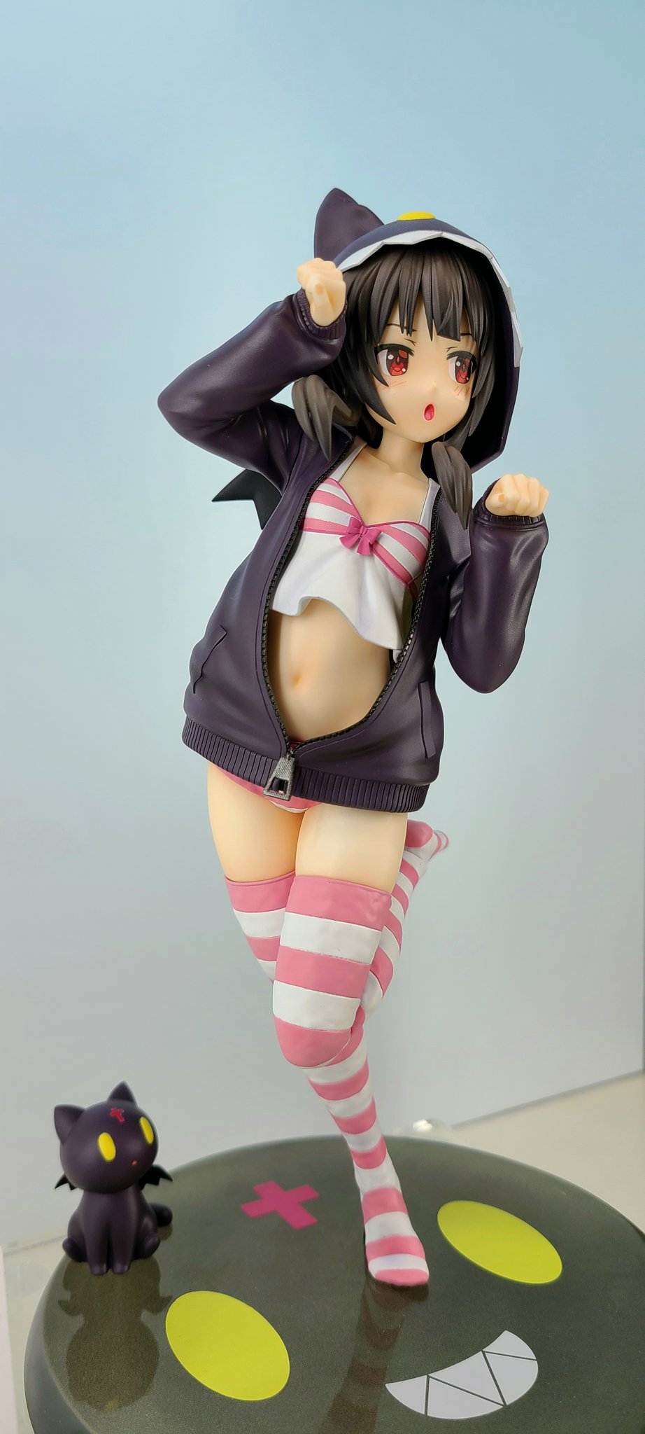 Figurine KonoSuba - Megumin - Ver. Hood☆Look Chomusuke - 1/7 - CAworks